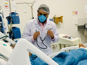 Especialistas do Hospital da Mulher explicam relação da Covid-19 com os rins