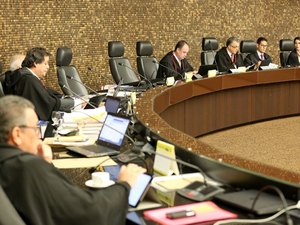 TJ recebe denúncia contra prefeito de Penedo por desobediência