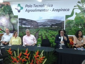 Ao lado de Célia, Téo inaugura Polo Agroalimentar em Arapiraca