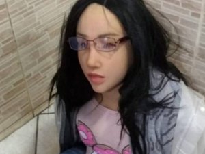 Traficante é flagrado vestido de mulher tentando fugir de presídio