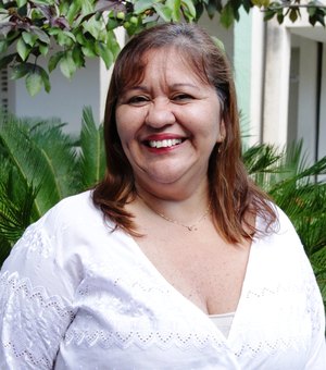 Professora Ana Valéria Peixoto assume a 5ª Gerência Regional de Educação