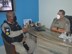 Comando-geral recebe militar vítima de injúria racial durante serviço