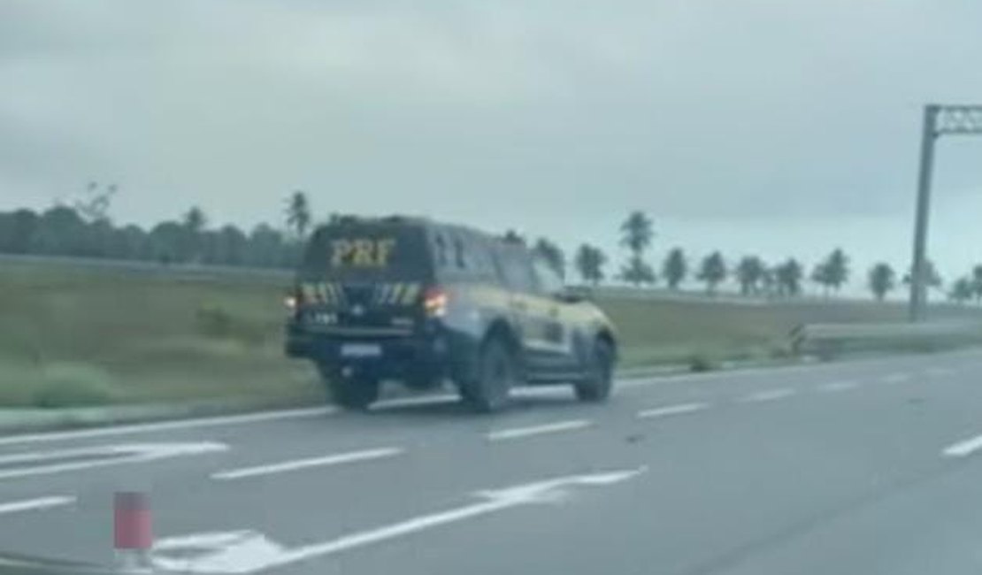 Homem morre após ser atropelado em trecho da BR-101 em Jequiá da Praia