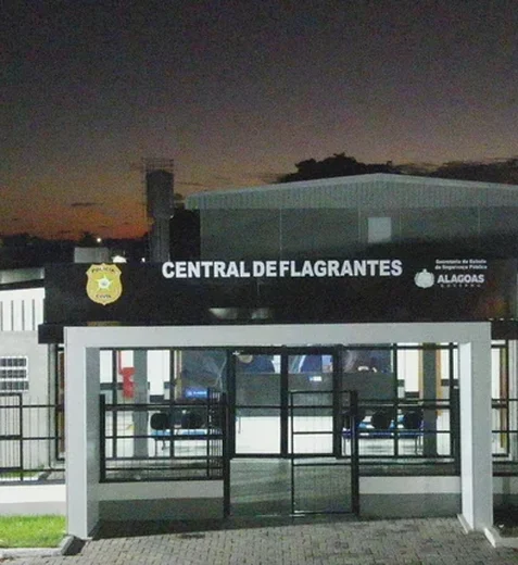 Moto roubada é recuperada na AL-101 Sul, na Barra de São Miguel