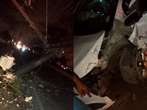 Taxista é esfaqueado em tentativa de assalto, perde controle e colide com poste 