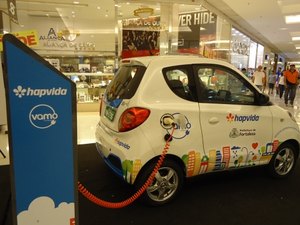 Fortaleza começa a testar carros elétricos compartilhados para uso na cidade