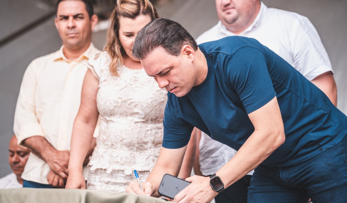 Dudu Ronalsa reafirma compromisso com Porto Calvo em evento de 390 anos da cidade