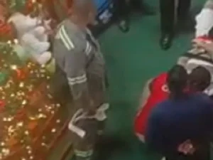 Homem é socorrido após queda grave em shopping de Maceió