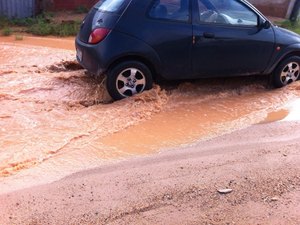 Chuvas causam transtornos em ruas da capital do agreste