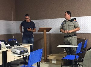 Em Penedo, 11° Batalhão recebe visita do Major Chagas do setor de comunicação da SSP-AL