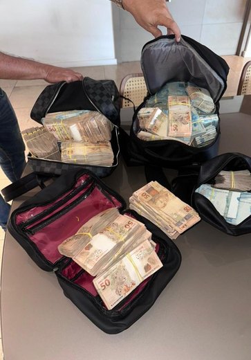 Operação da PF investiga contrato e apreende R$ 8 milhões em bens em municípios de AL