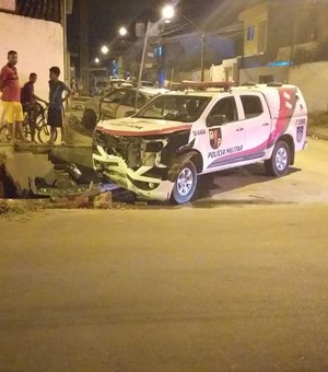 Acidente durante perseguição policial deixa PM ferido na parte alta de Maceió