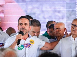 Em lançamento de Wanderley, Paulo Dantas promete seguir investindo na Saúde
