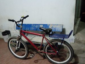 Homem furta bicicleta mas é  detido por populares  em Arapiraca