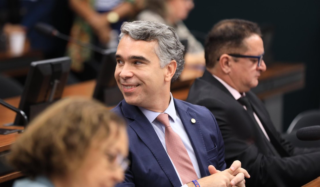 Comissão de Educação aprova texto do deputado Rafael Brito que torna repasse no valor da merenda escolar política de estado