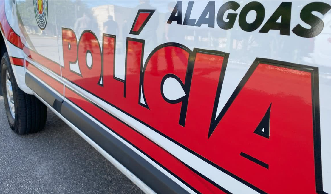 Homem é executado a tiros em via pública no Canafístula, em Arapiraca