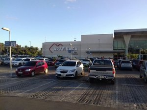 Feriado de carnaval movimenta shopping de Arapiraca