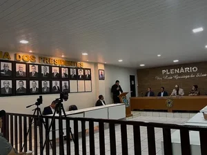 Reestruturação de cargos na Câmara de Craíbas prevê salários de até R$ 7 mil