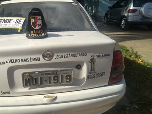 Dois homens foram presos por roubo de veículo em Arapiraca