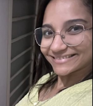 Mulher viraliza ao mostrar que esteve grávida de 2014 a 2025
