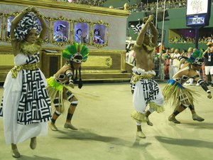 Desfile no Sábado das Campeãs, no Rio, é de emoção e orgulho
