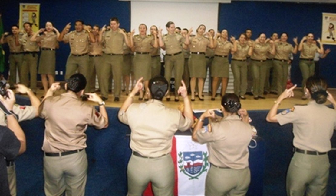 Proerd forma 1ª turma do Curso Nacional de Instrutores do programa em Alagoas 