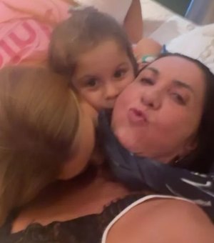 Mãe de Virginia recebe visita dos netos no hospital após acidente