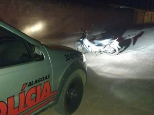 Polícia Militar recupera moto roubada no Agreste