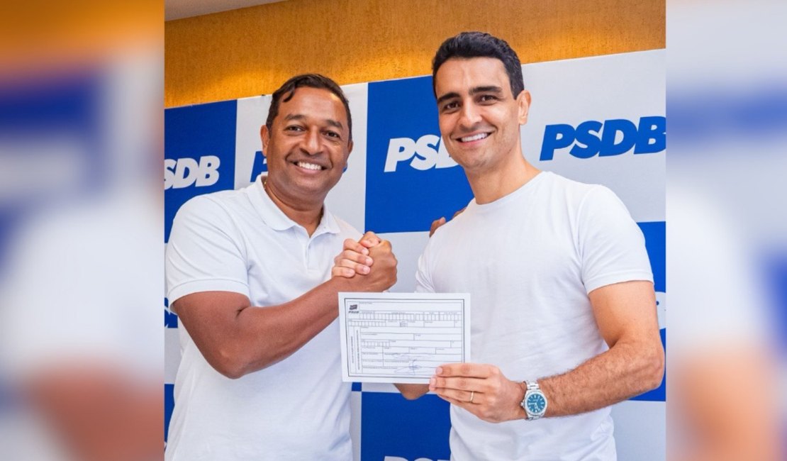 Vereador destaque no Litoral Sul se filia ao PSDB e reforça grupo de JHC