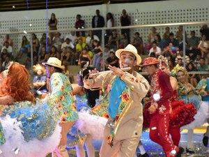 Quadrilha junina Chapéu de Couro homenageia Chau do Pife e representa Penedo no circuito da LIQAL