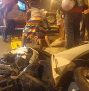 Colisão entre cinquentinha e carro deixa feridos em Arapiraca