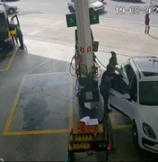 [Vídeo] Líder do PCC em Alagoas é preso enquanto abastecia carro no interior de São Paulo