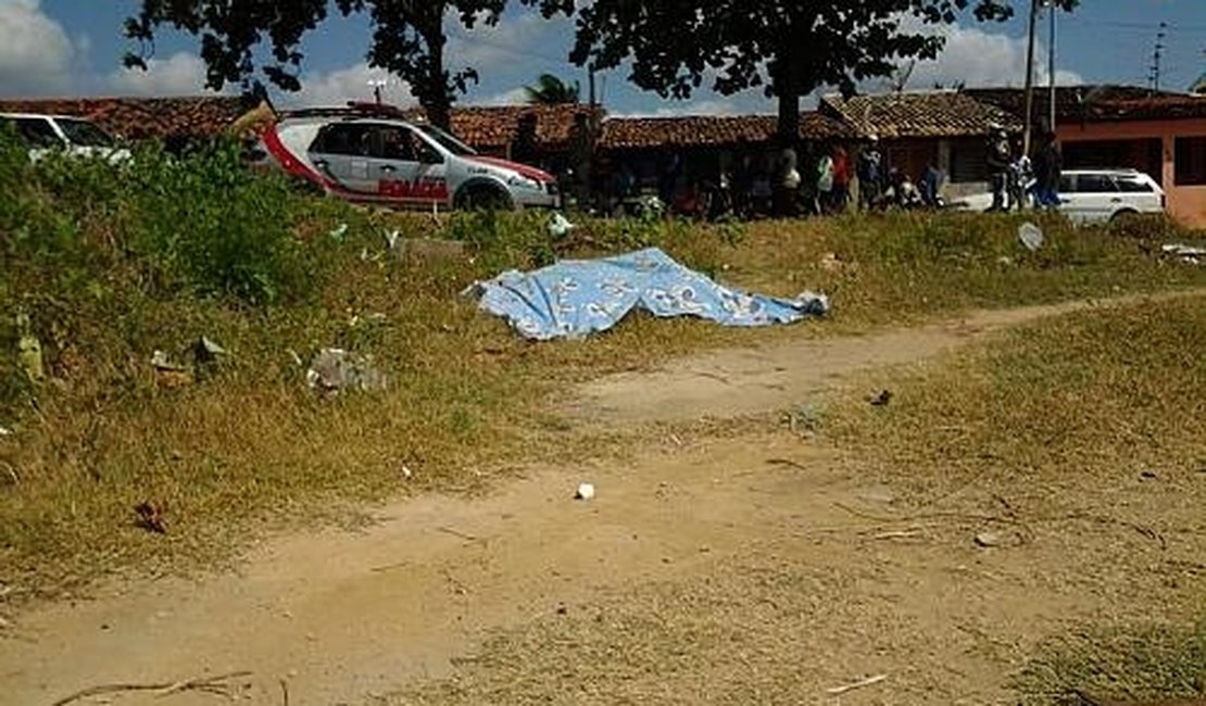 Corpo de idoso é encontrado em canavial na zona rural de São Sebastião