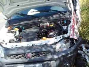 Colisão entre picape e ônibus deixa mulher ferida na BR-104, em União dos Palmares