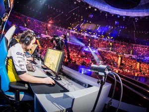 Senadores se reúnem pela segunda vez para discutir a regulamentação dos eSports