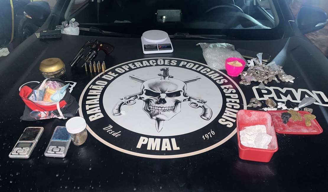 Armas e drogas são apreendidas por unidades especializadas da PM em Maceió