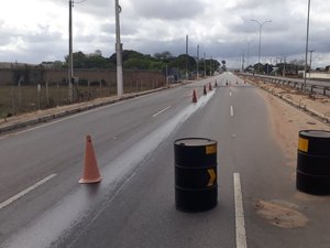 Derramamento de óleo já causou três acidentes na AL-220