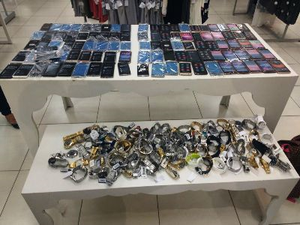 Goiano é preso em shopping de Maceió com 100 celulares furtados