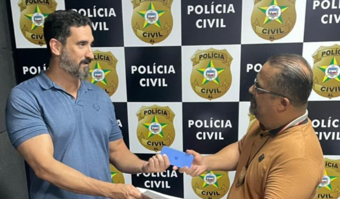 Polícia Civil recupera aparelho celular furtado em show e devolve à vítima