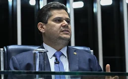 Alcolumbre: É ofensivo insinuar que cargos resolvem aprovação de Messias