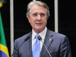 PGR defende prisão domiciliar humanitária para o ex-presidente Fernando Collor