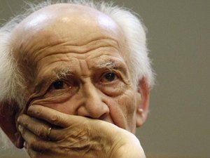 Aos 91 anos, morre o filósofo polonês Zygmunt Bauman