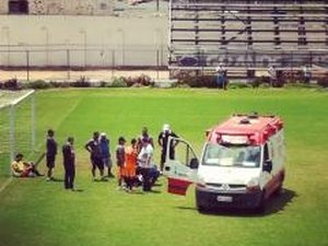 Goleiro do ASA sofre lesão durante treinamento