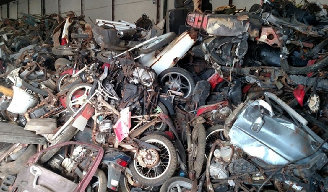 Detran planeja leilão e pretende destruir carros em Alagoas