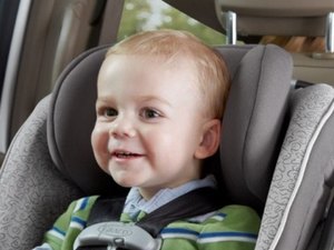 Nova lei de trânsito endurece regras para transporte de crianças