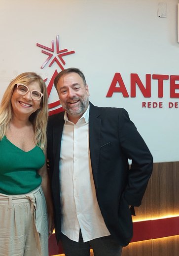 'Associativismo pode ser caminho para fortalecimento de negócios,' diz secretária Cléa Carvalho à Rede Antena 7