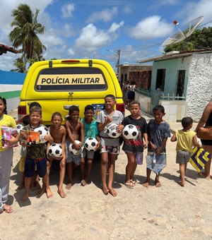 [Vídeo] 6º Batalhão da PM doa 4 toneladas de alimentos e 300 brinquedos