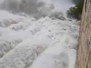 Fortes chuvas deixa uma pessoa morta e mais de 4 mil pessoas são afetadas em Canudos e Jeremoabo, na Bahia