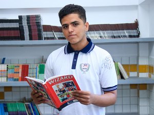 Estudante de escola pública de Arapiraca é selecionado para edição deste ano de Programa Jovens Embaixadores