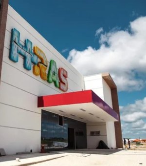 Ciclista fica gravemente ferido após colisão com caminhão em Delmiro Gouveia